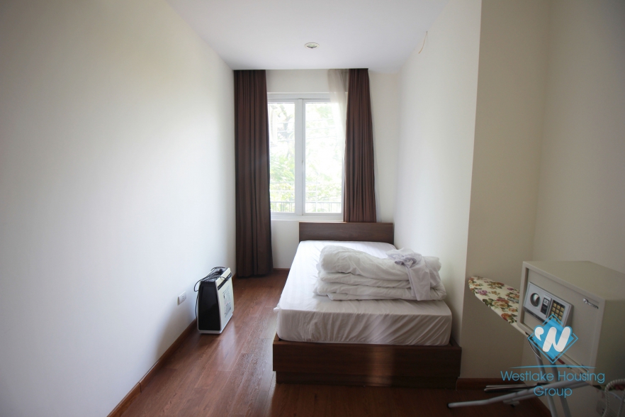 Nice lake-viewed apartment apartment for rent in Tay Ho, Hanoi